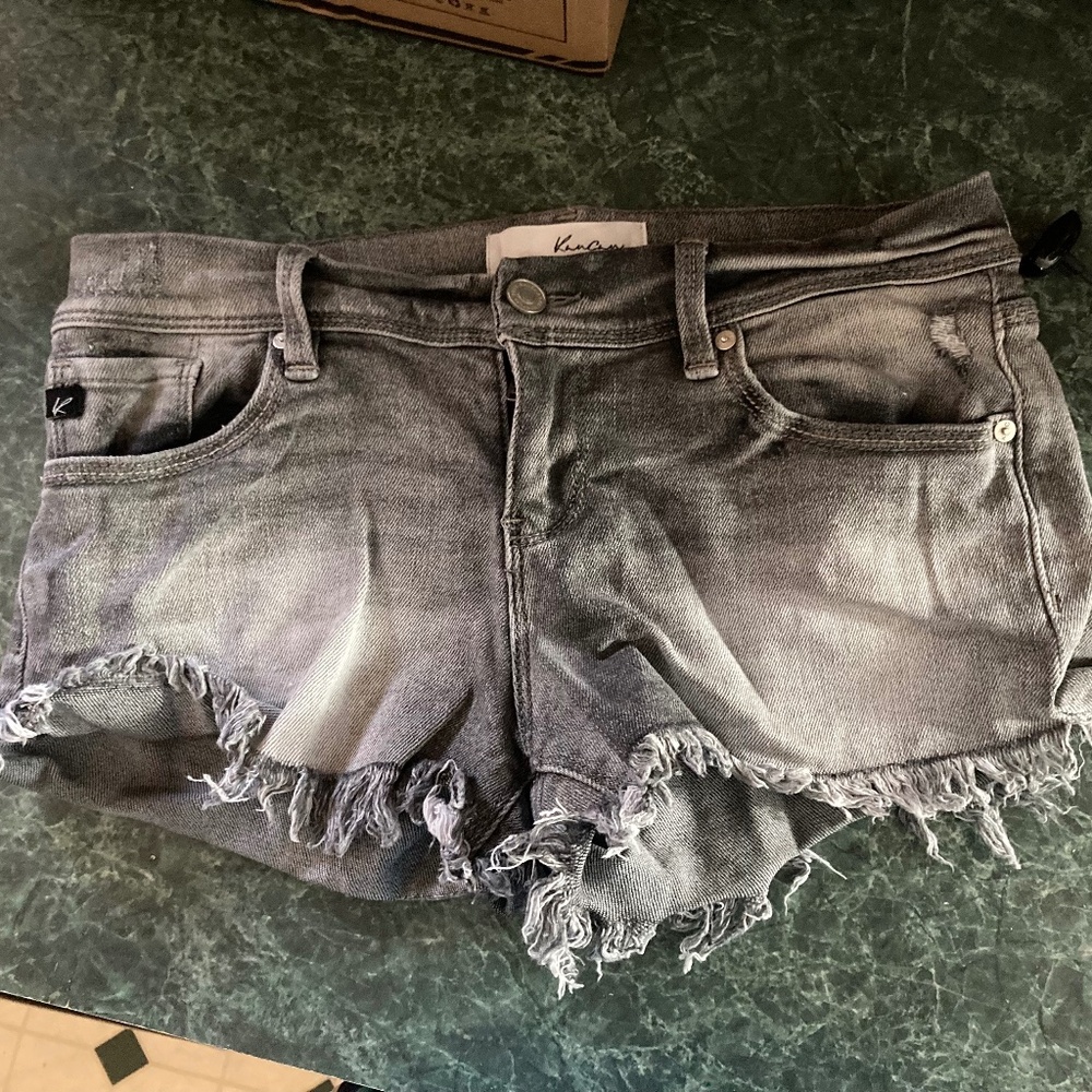 Kancan black washed short shorts